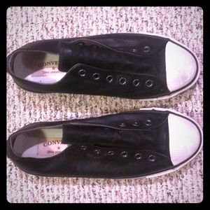 Black leather converse